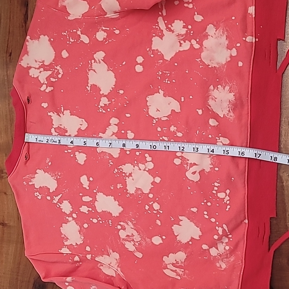 Blank NYC Crop Top Sweater Size M - Picture 7 of 16